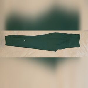 lululemon Base Pace High Rise Ribbed Tight 25" Size 6. Brand New Never Worm.